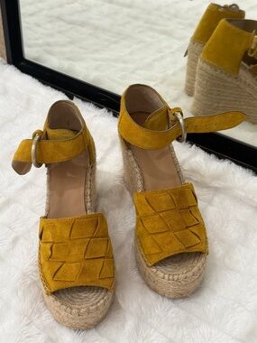 ✨ Marc Fisher Mustard Suede Espadrille Platform Wedges | Size 6